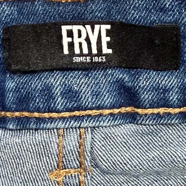 FRYE Straight Leg Medium‎ Wash Denim Jeans Size 2/26 Item# 1859395 - Image 6