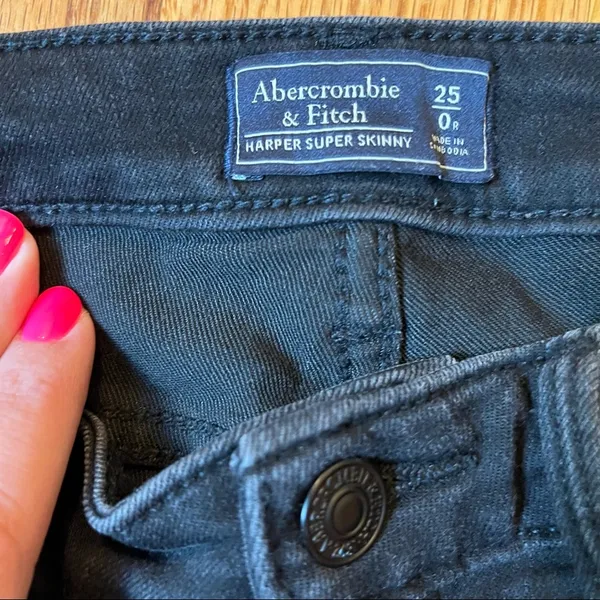 Abercrombie and Fitch Harper super skinny black jeans size 0 / 25 - Image 4