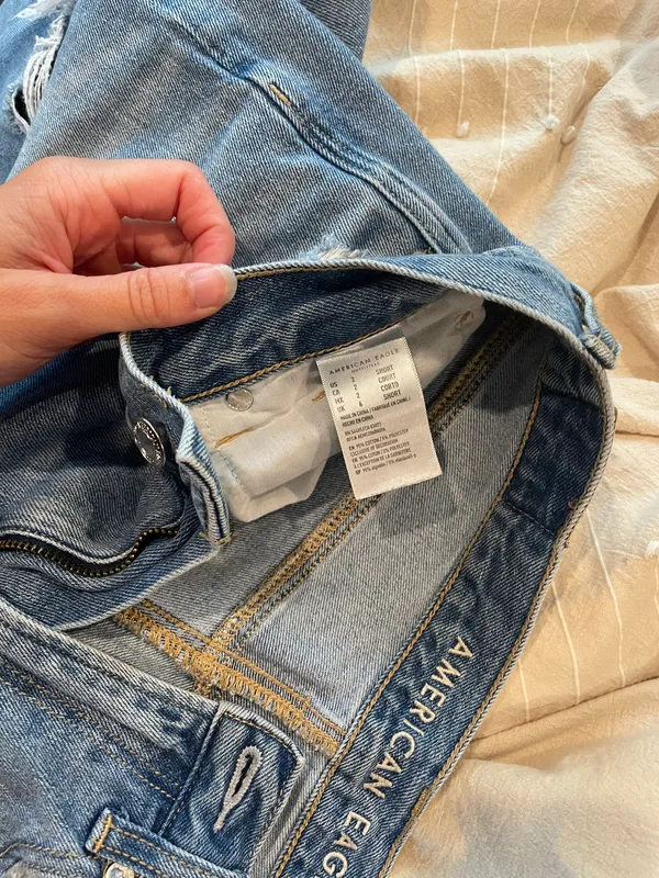 American Eagle Boyfriend Jeans - Image 3