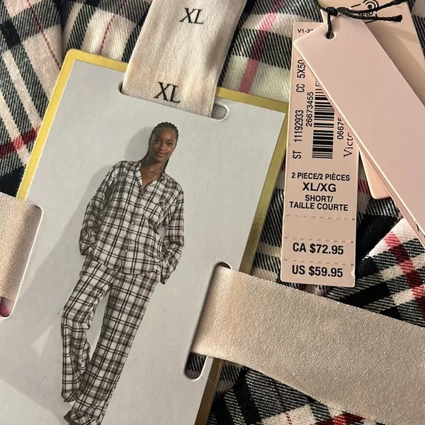 Victoria's Secret Flannel Long PJ SET‎ - Image 5