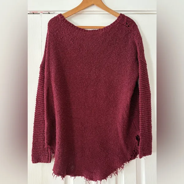 Free People‎ Burgundy Cross My Heart Cable Knit Sweater Raw Edges Size EUC - Image 2
