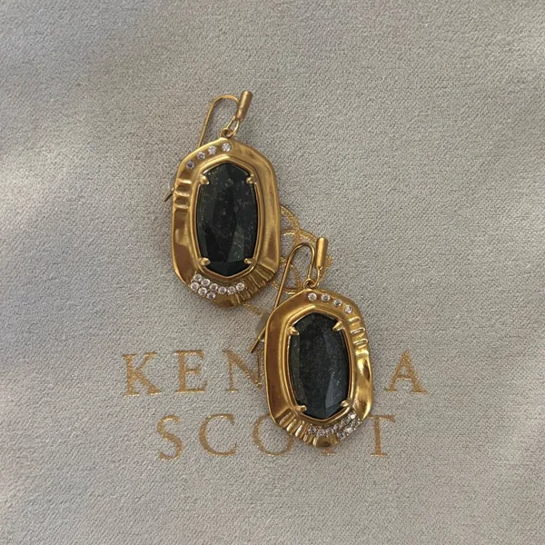 NWOT Kendra Scott Anna Vintage Gold Drop Earring In Black Pyrite - Image 4