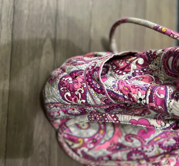 Vera Bradley Bag(READ) - Image 2