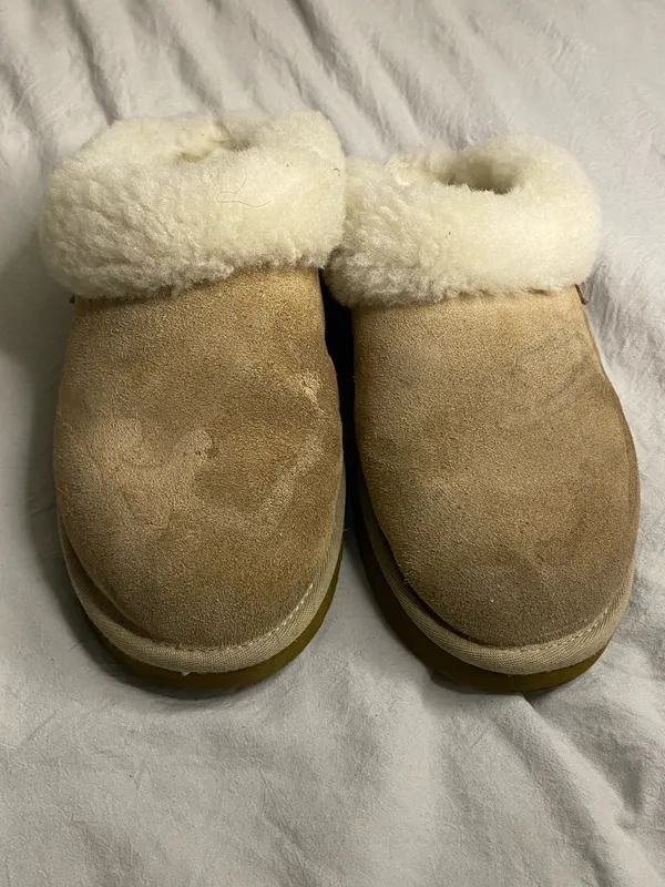 UGG tan & cream slippers #cozy #comfort women size 9 - Image 2
