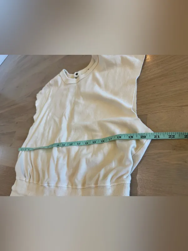 Free People Throw and Onsie Shortsie cream size medium - Image 8
