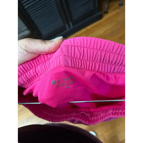 Athleta pink shorts women's XL - Image 3