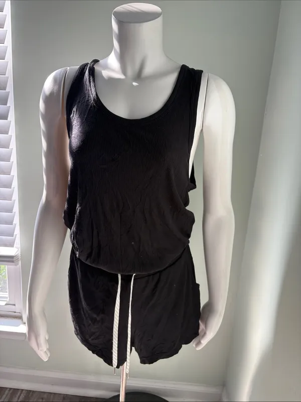VUORI Torrey Black Ribbed Sleeveless Romper Small - Image 6