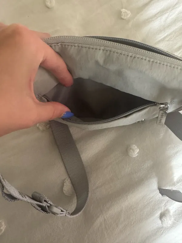Lululemon Crossbody - Image 5