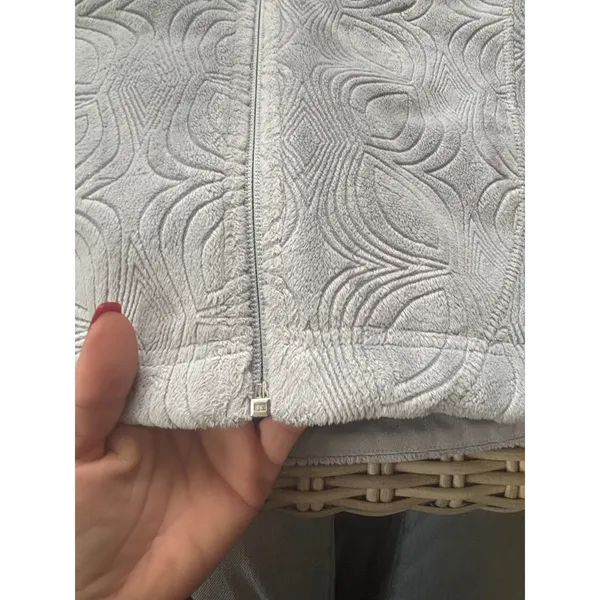 Mountain‎ Hardwear Floral Embossed Fleece Vest small layered travel outdoors - Image 9