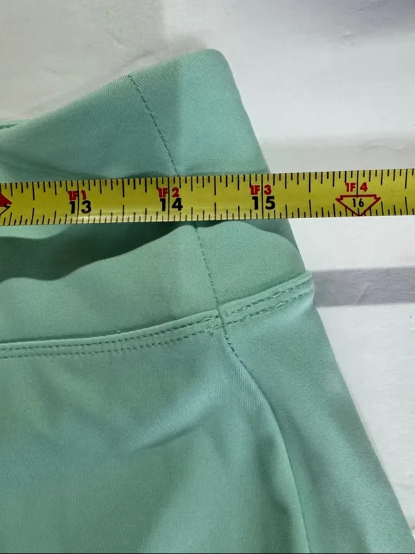 Tommy Bahama Golf Mint Green Short Sleeve Top & matching skirt set M activewear - Image 13