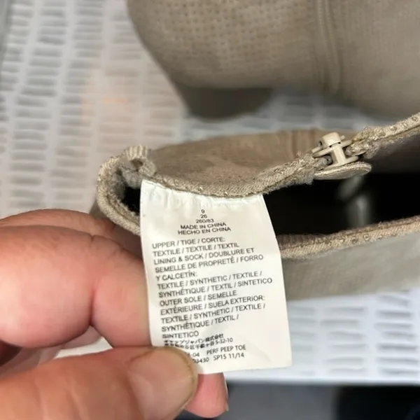 Old Navy Womens 9 Taupe Perforated Peep Toe Ankle Bootie Stacked Block Heel‎ - Image 7