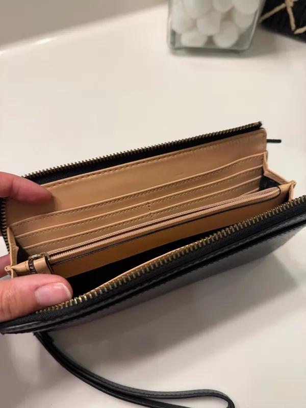 Kate Spade Wallet Wristlet Black - Image 3