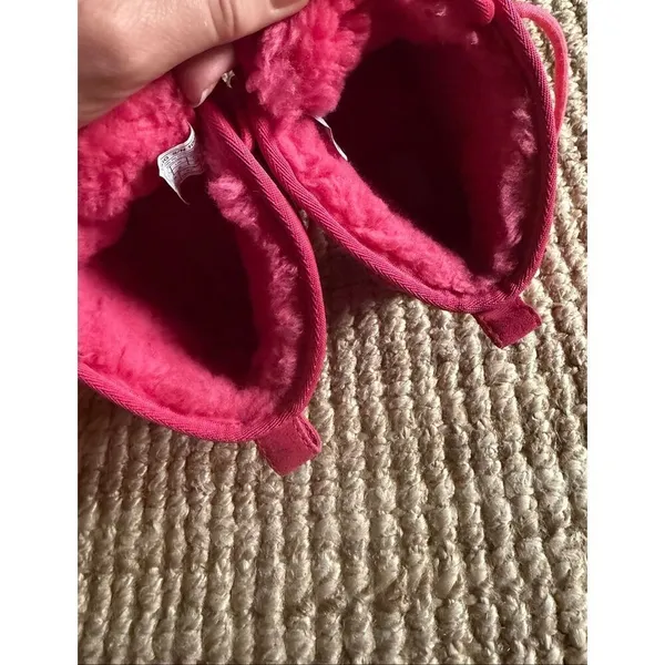UGG Pink Neumel Boots Women’s Size 7 Shearling Lined Suede - Image 6