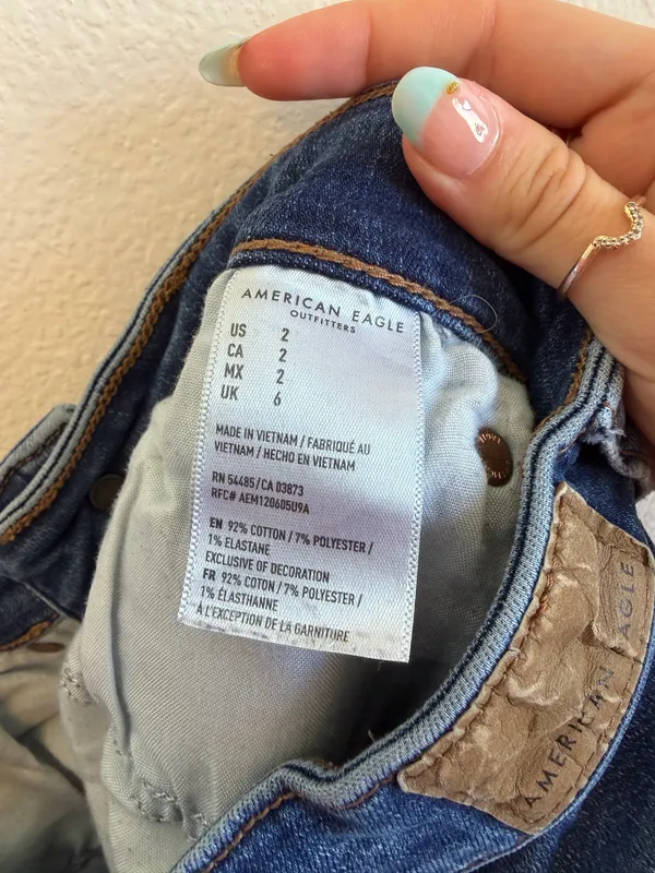 American Eagle Next Level Jean Shorts - Image 5