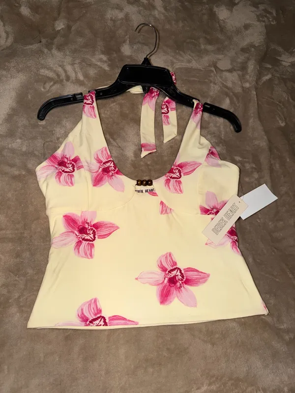 Derek Heart orchid-print halter top. - Image 3