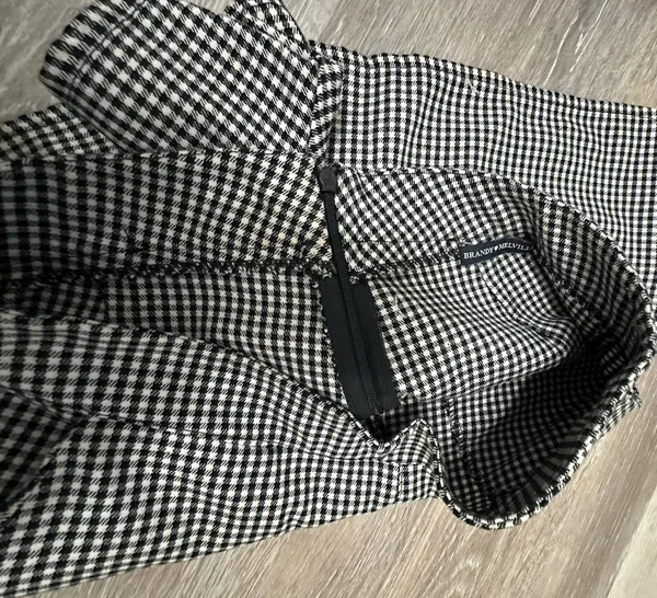 Brandy Melville Black and white gingham shorts are a size Small/JK. - Image 6