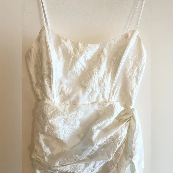 White Showpo Laine Mini Dress Size US 8 - Image 4