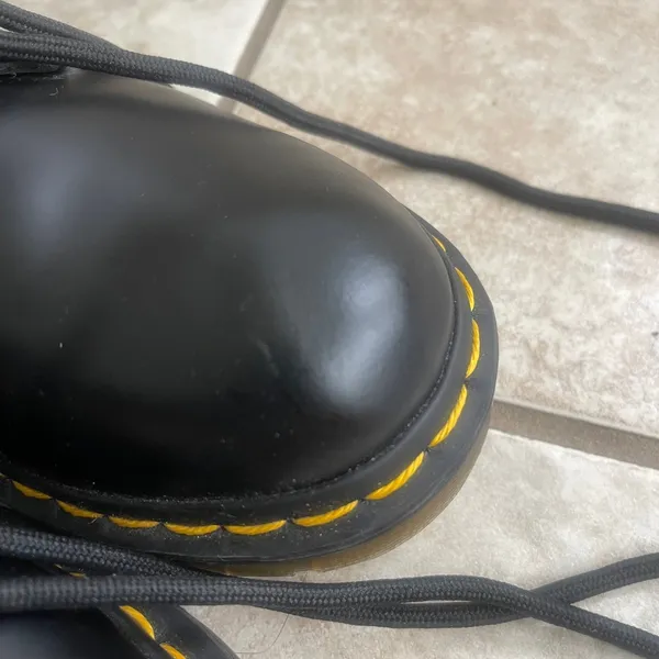 Dr. Martens 1460 W Black‎ Smooth Leather 8-Eye Lace Up Combat Boots Womens 7 - Image 10