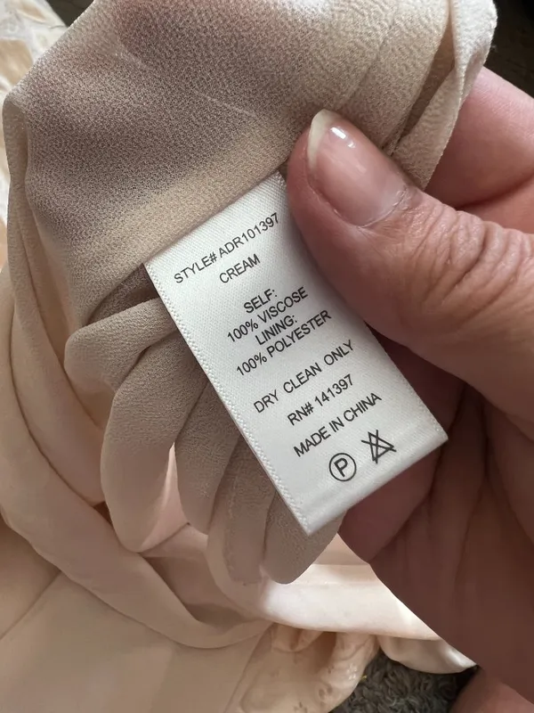 ASTR the Label Nyla Ivory Ditsy Floral Cutout Back Maxi Dress Women’s Sz M - Image 8