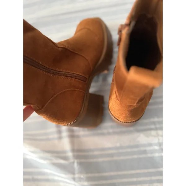 Forever 21 Y2k Cognac Brown Faux Suede Platform Lug Sole Ankle Boots 6 Round Toe - Image 6