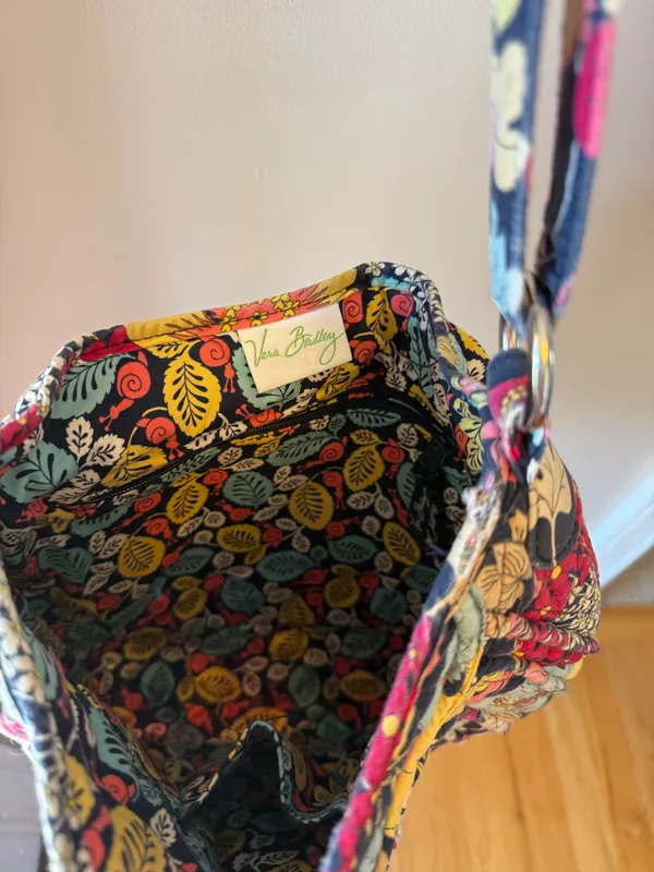 The Vera Bradley Multicolor Paisley Quilted Shoulder Bag - Image 2
