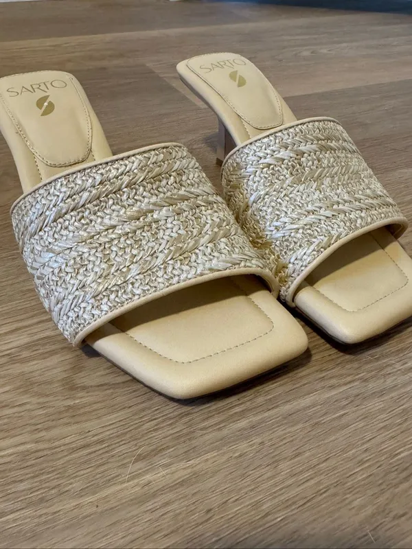 SARTO Franco Sarto Betty 2 Woven Raffia Heeled Sandals Natural 7.5M - Image 2