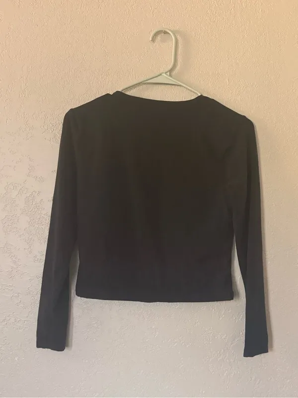 Abercrombie and fitch black long sleeve shirt - Image 3