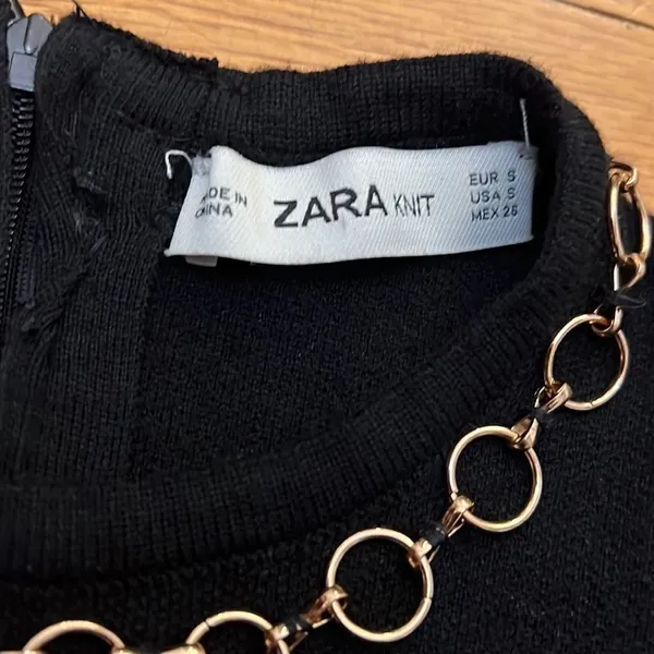 Zara Knit Dress Womens Black‎ Gold Chain Neck Shift Mini S - Image 4