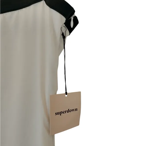 REVOLVE Superdown Arri Bodycon Mini dress White Black Contrast Trim NWT Sz XS - Image 5