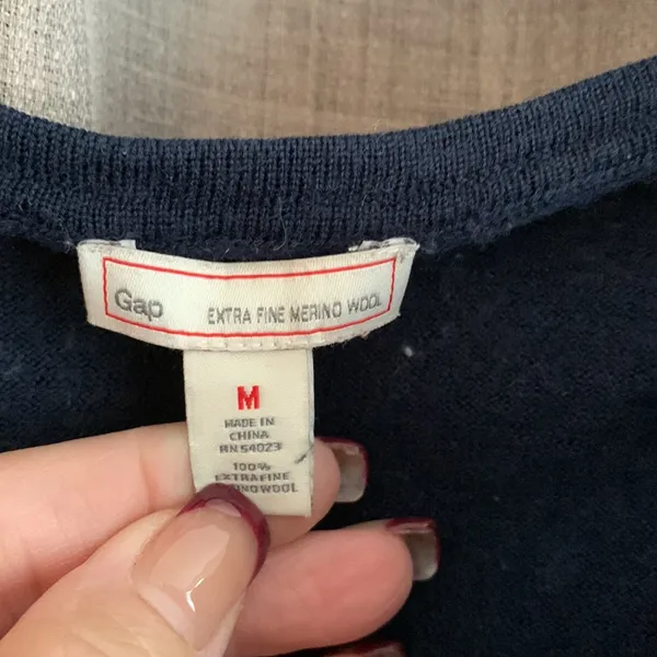 Gap medium button up cardigan - Image 2
