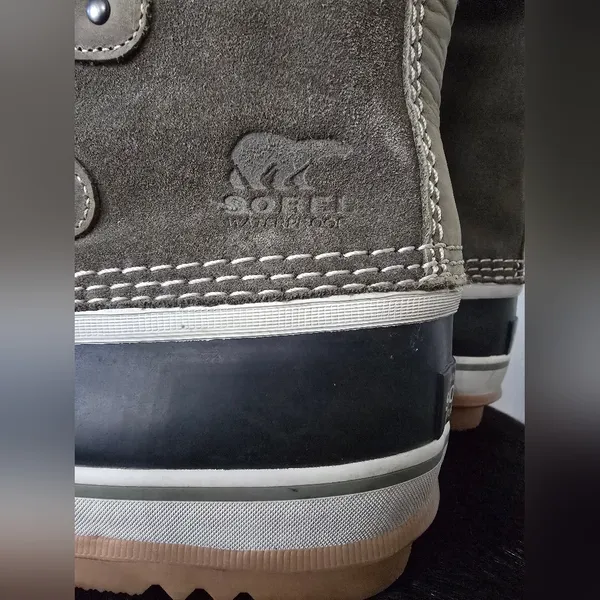 Sorel Women’s Waterproof Shearling Winter Boots Black/Green Size 9 - Image 6