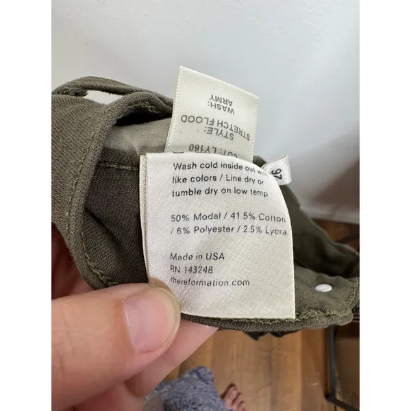 Reformation Stretch Flood Jeans Army Green Wide Leg Raw Hem Pants Size 26 - Image 5
