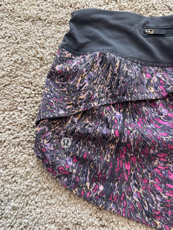 Lululemon Speed Up Shorts 2.5" - Image 3