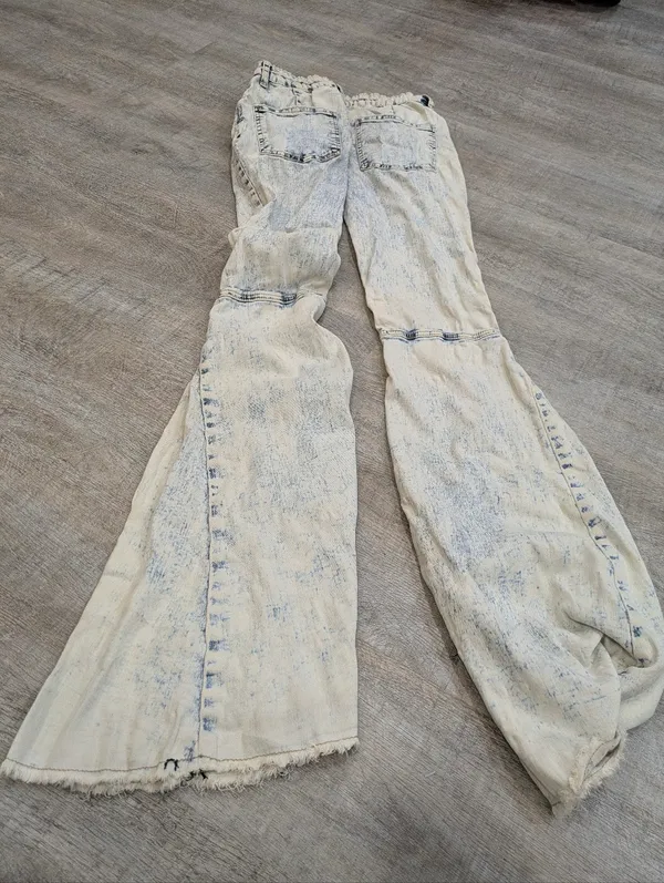 Altar'd State Washed Denim Flare Leg Jeans Size M - Image 4