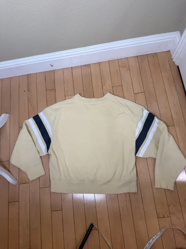 WILD FABLE Pale Yellow Striped Cropped Oversized Sweatshirt Size XXS - Image 6