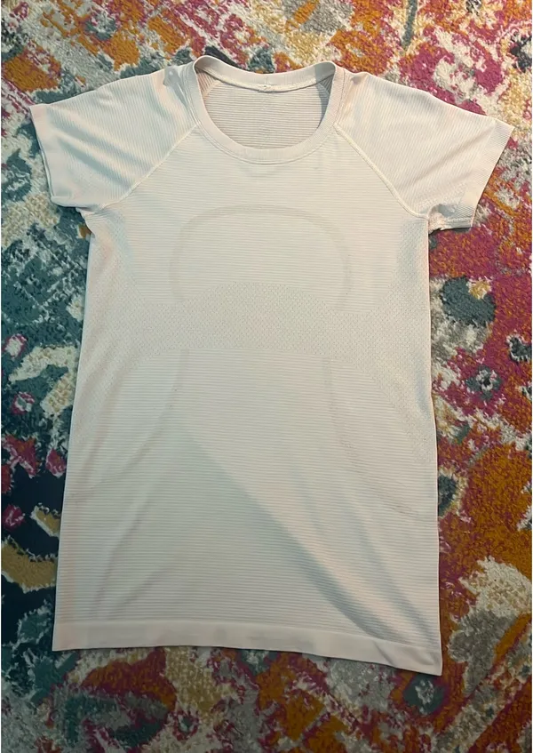 Lululemon Swiftly Tech Short Sleeve - Image 2
