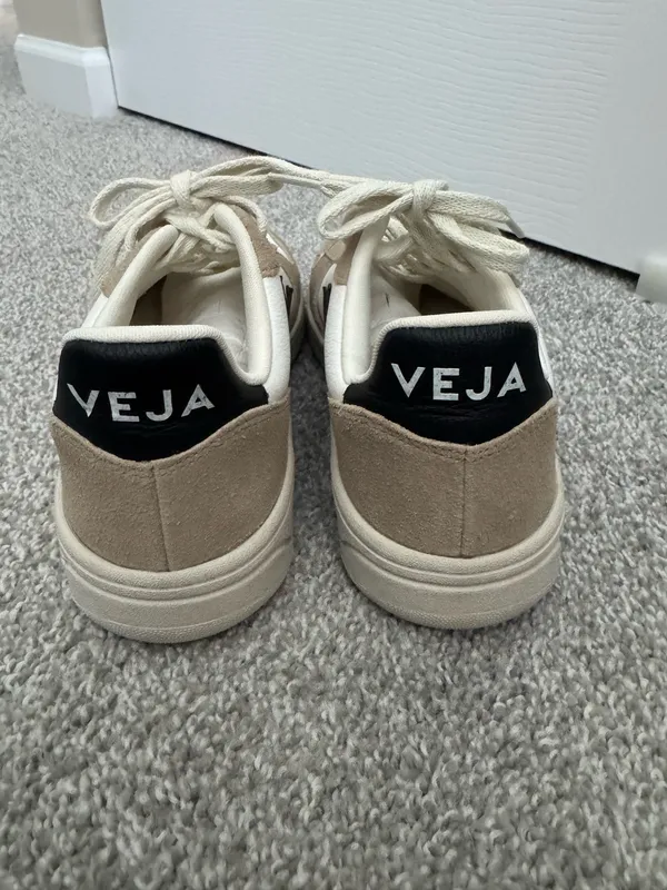 VEJA Sneakers V-10 Women’s - Image 5
