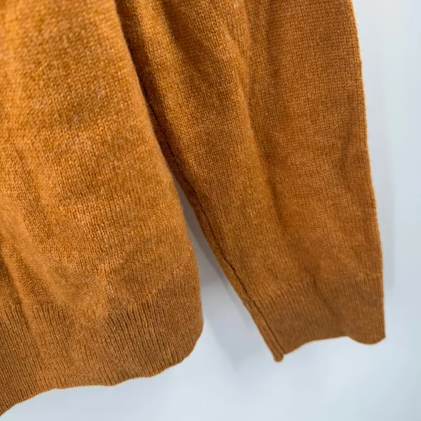 TAHARI Sweater Womens Size Medium NWT 100% Cashmere 2-Ply Classic Fit VNeck Soft - Image 15