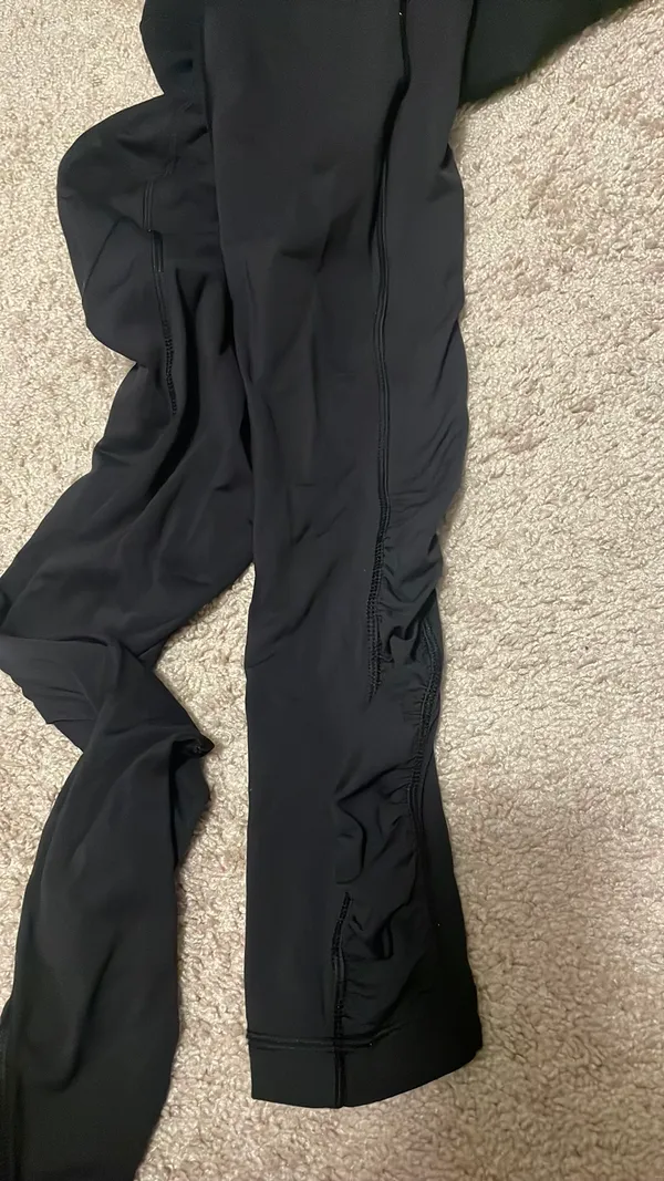 Lululemon black leggings with pockets - Image 8