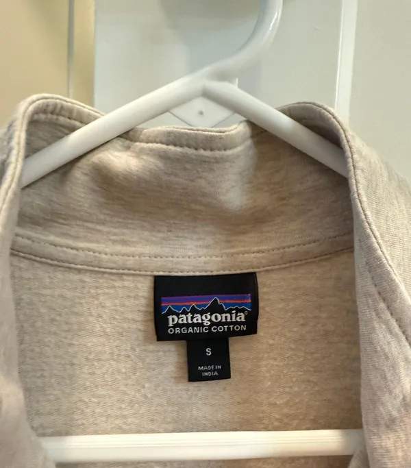Patagonia 3/4 Zip Sweatshirt - Image 2