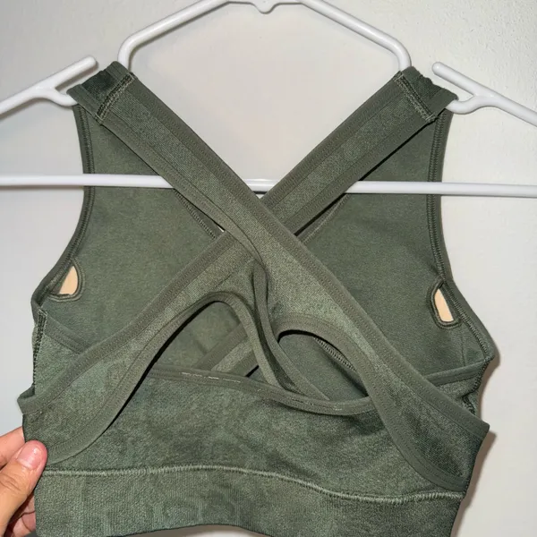 Gymshark Sports Bra - Image 4