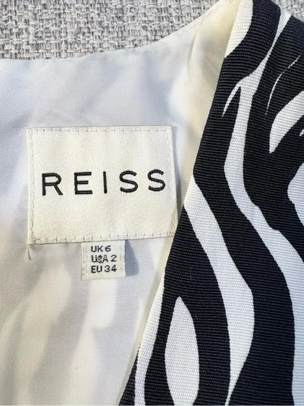 💥REISS Black White Zebra Fit & Flare V Neck Mini Dress Pockets Sz 2 💛 - Image 10