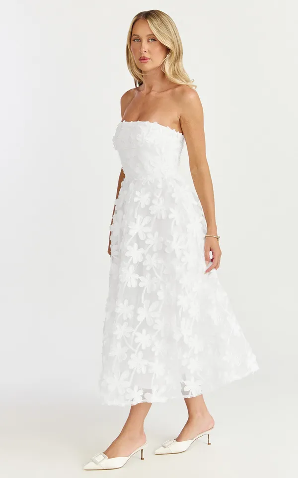 New Showpo RHEIVA Strapless 3D Embroidery Midi White Dress Size Large MSRP $149 - Image 3