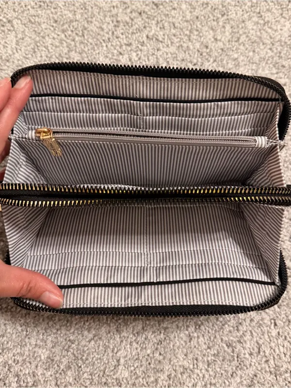 Travelon Black Wallet with Gold Accent Plate - Image 3