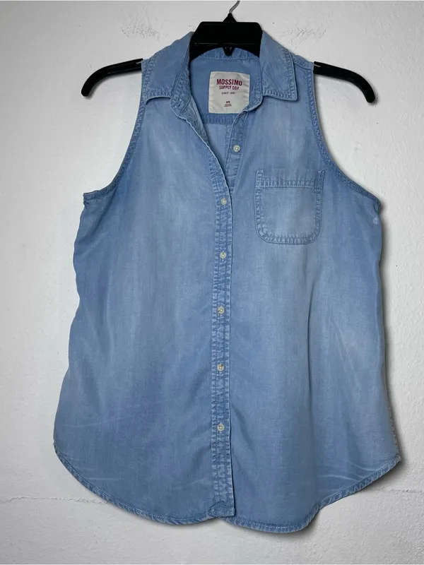 Mossimo Supply Co. 100% Lyocell Light Blue Sleeveless Chambray Slit Back Open M - Image 2