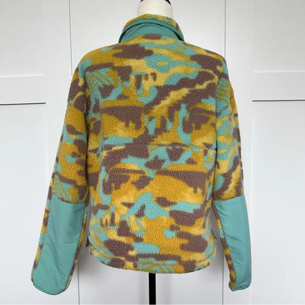 The North Face Fleece 1/4 Snap Pullover - Image 8