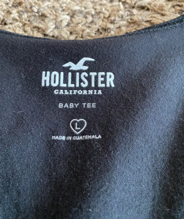 Hollister Crop Top - Image 2