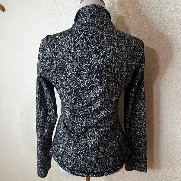 Lululemon define jacket in black white jacquard 10 - Image 3