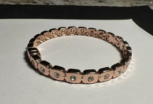 Premier Designs Rose Gold & Rhinestone Hinged Bangle Bracelet 7 Inch - Image 9