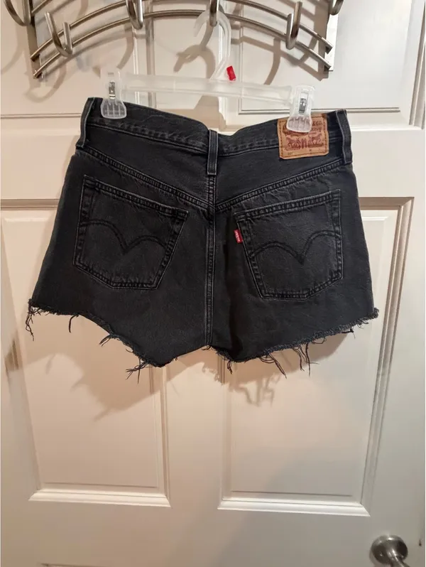 Levi's 501 Black Denim Cutoff Shorts Size 28 - Image 5